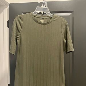 Nine West Olive Green Ribbed Short Sleeve Tee
